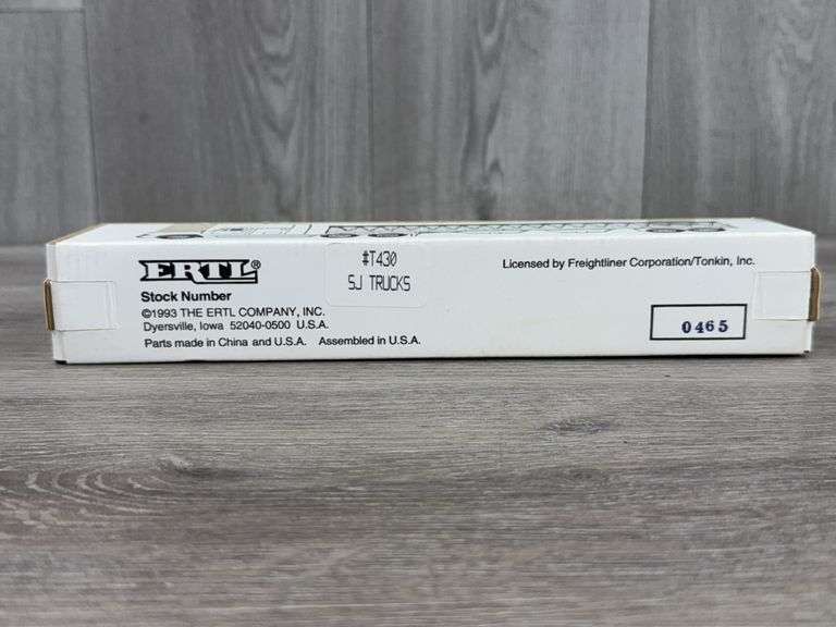 Freightliner 120 Conventional Model SJ Trucking W/Grain Trailer, 1/64, Ertl