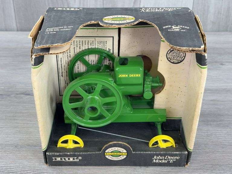 John Deere Model E Engine, 1/6, Ertl, Vintage Gasoline Engines