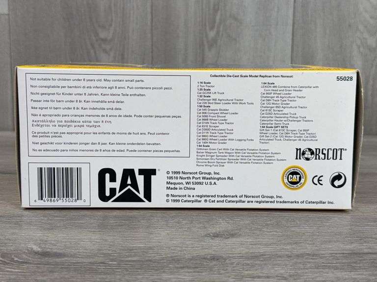 Caterpillar Lexion 485 Combine, 1:64, Die-Cast Metal Collectible, Norscot