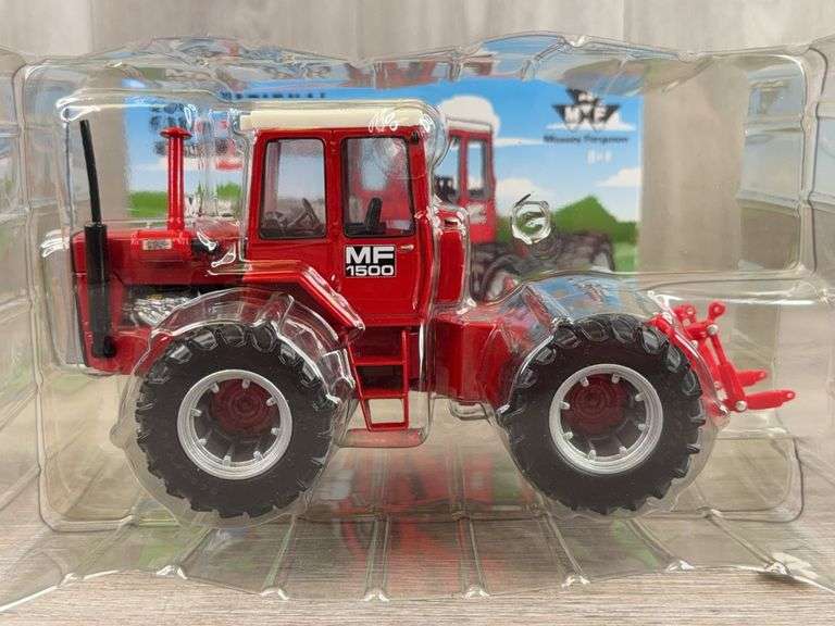 Massey Ferguson 1500 4WD Duals, 1/32, 2004 NFTS, Toy Farmer