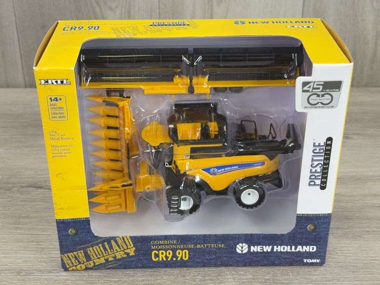 New Holland CR9.90 Combine, 1/64, Prestige Collection, Ertl