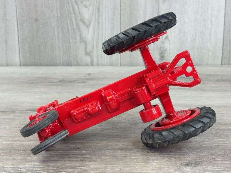 McCormick-Deering Farmall F-20 NF, 1/16, Custom