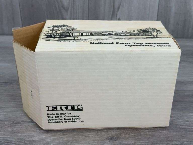 Cockshutt 40 WF, 1/16, 1986 NFTM Commemorative