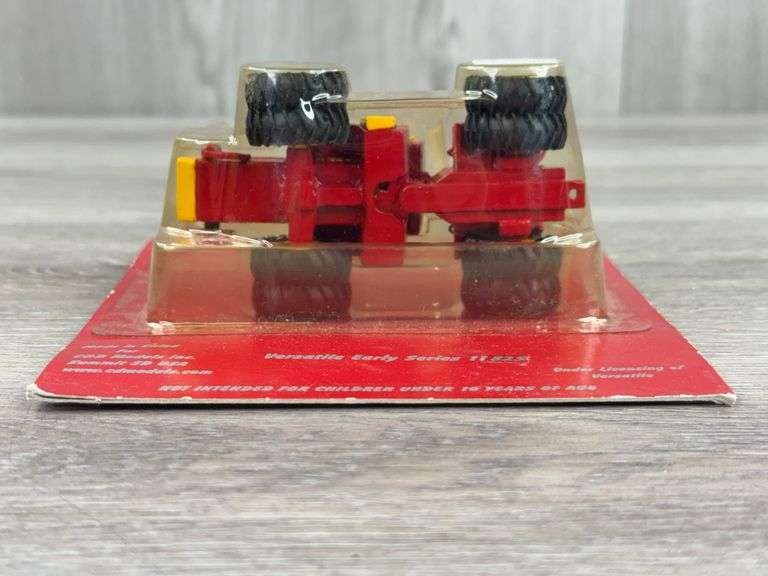 Versatile 825 Duals 4WD, 1/64, C & D Models