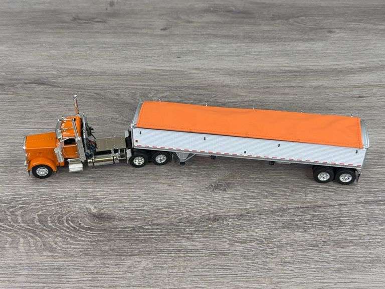 Peterbilt Truck W/Bottom Dump Trailer, 1/64, Custom