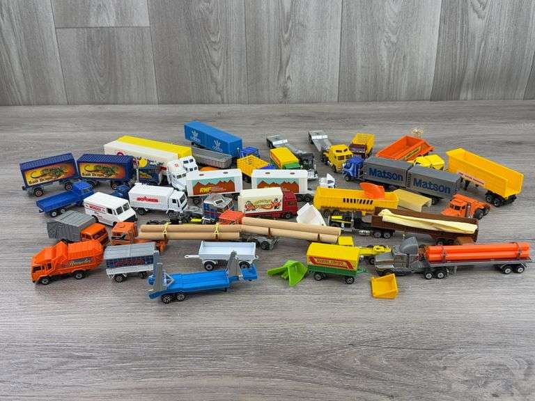 Matchbox, Shinsei, Yatming, Hot Wheels Tractor Trailers & Vans, 1/64