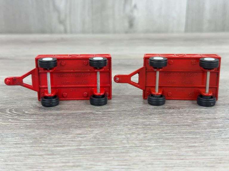 3 Flarebox Wagons-Ertl, 4” & 2 Tootsie Toys Farm Wagons-3 1/2”