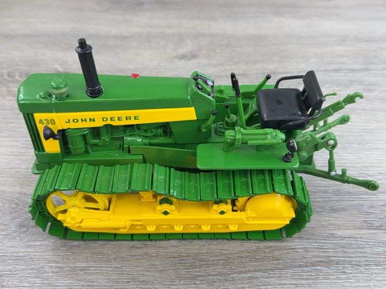 John Deere 430 Crawler, 1/16, 1997 Collector Edition, Ertl
