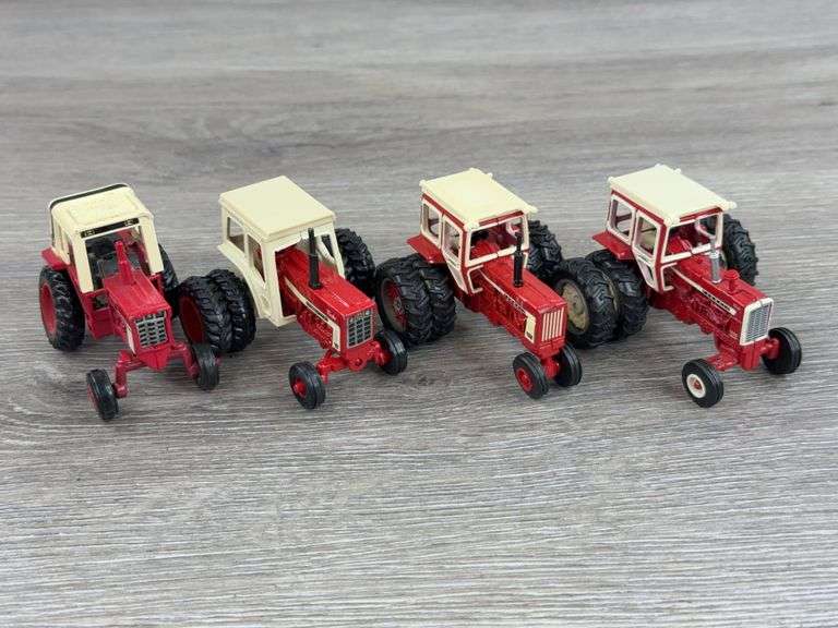 International Farmall 806, 1086, 1206 & 1466, 1/64, Ertl