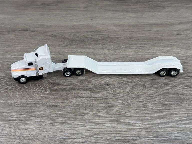 Kenworth T600A John Deere Truck W/Drop Deck Trailer, 1/64, Ertl