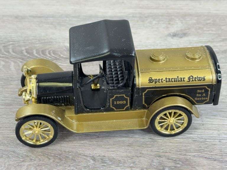 1916 Studebaker Spec-Tacular News Tanker Bank, 1/25, Liberty Classics By SpecCast