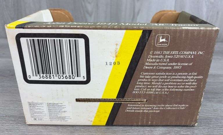 John Deere 1949 Model AR Tractor