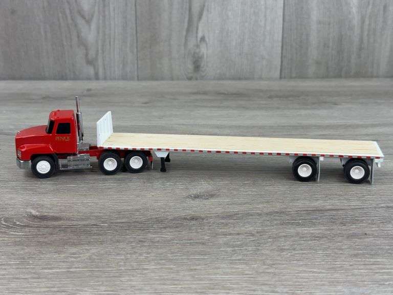 Mack CH600 Truck W/Flatbed Trailer, 1/64, Penjoy, Truck 1 Of 350