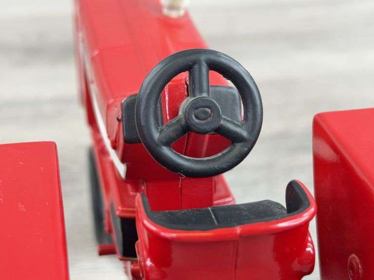 IH McCormick Farmall 706 NF, 1/16, Custom