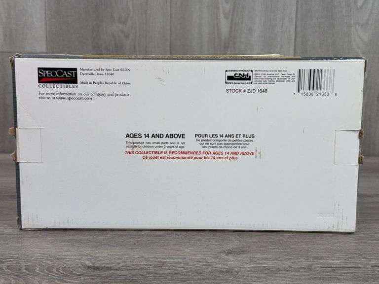 IH McCormick Farmall Cub W/Snow Blade & Chains, 1/16, SpecCast