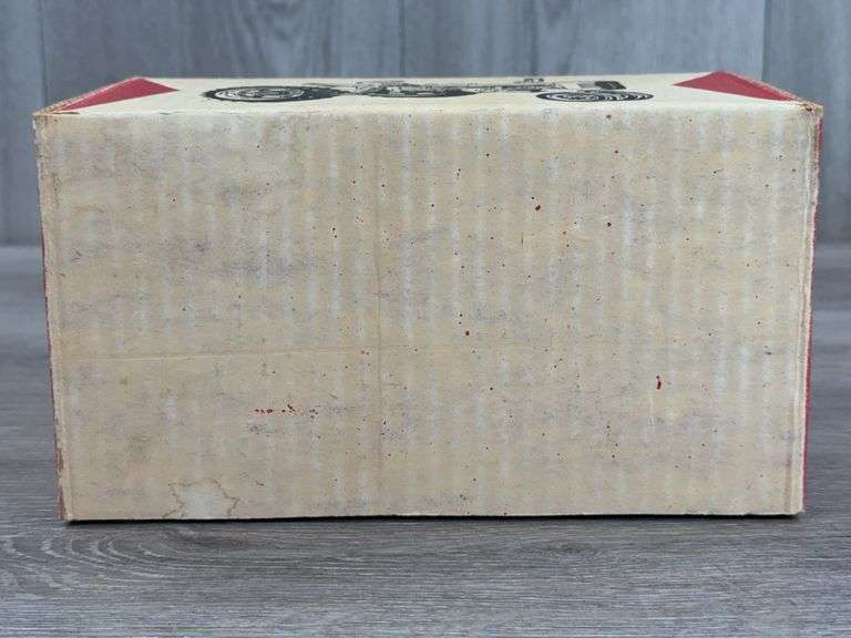 McCormick Farmall 200 NF, 1/16, Serial #86, Florida Classic Farm Toy