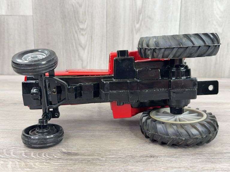 International 3488 Hydro WF, 1/16, Ertl, Roof Has Crack