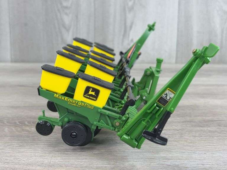 John Deere 1700 6 Row Planter, 1/16, Ertl