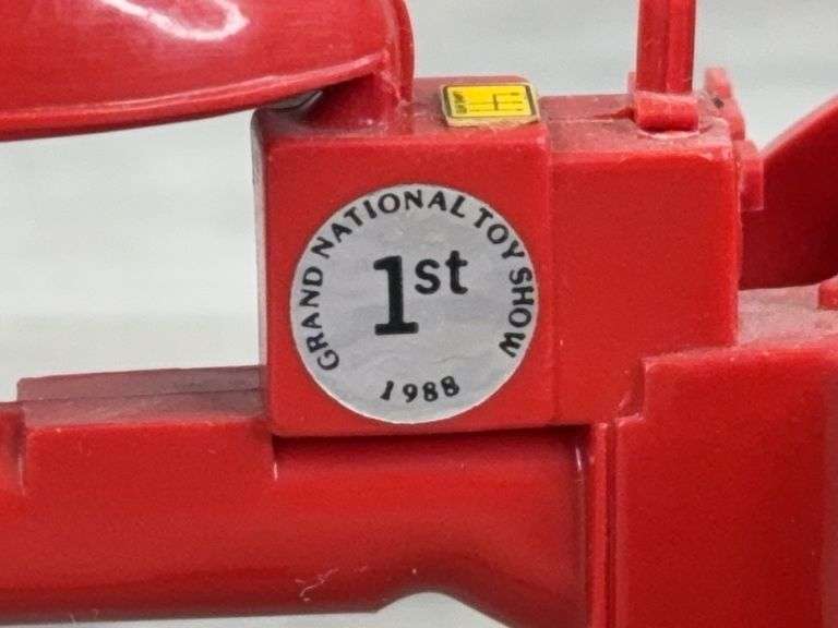 IH McCormick Farmall B, 1/16, 1988 1st Grand National Toy Show