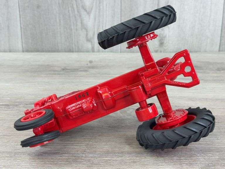 McCormick-Deering Farmall F-20 NF, 1/16, Custom