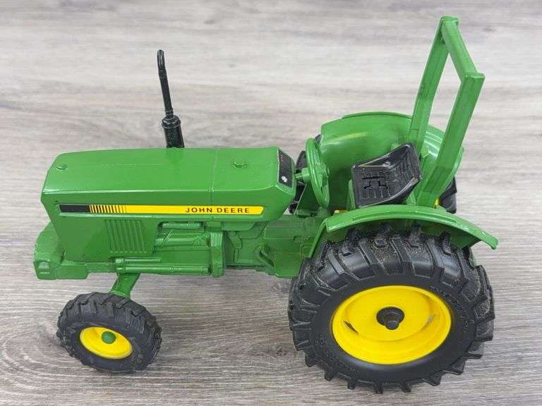 John Deere 950 MFD ROPS, 1/16, Ertl