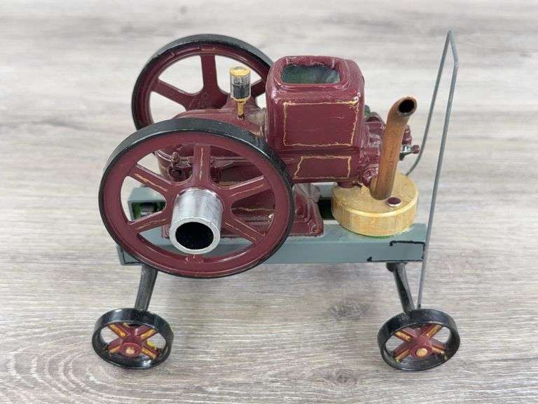 Custom Painted Vintage Gasoline Engine, 1/6