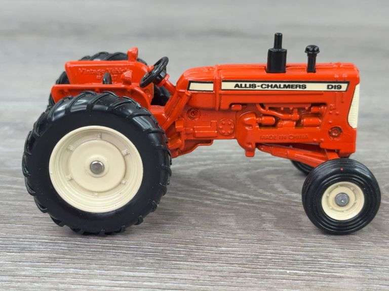 Allis-Chalmers D19 & D21, Case 500 Diesel, 1/43, Ertl