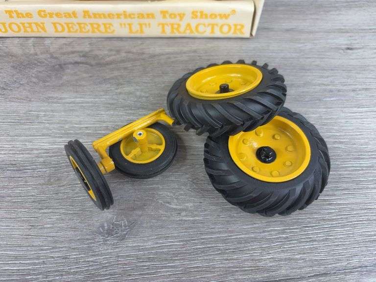 John Deere “LI” Tractor