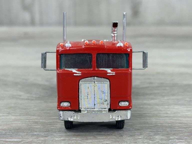 KW Day Cab Single Axle, 1/64, Yatming