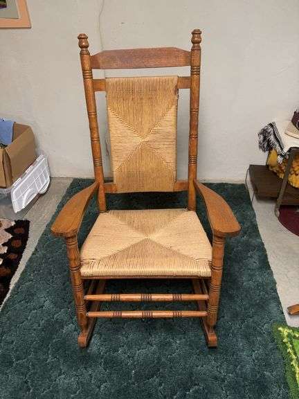 Cracker Barrel Rocker