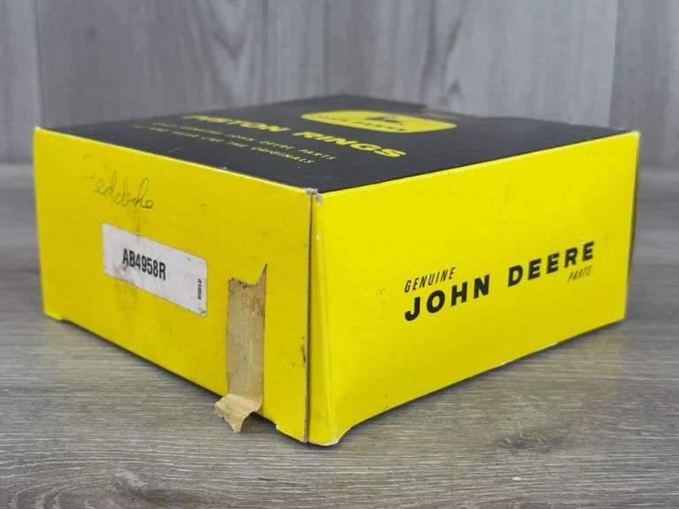 John Deere Piston Rings Box W/Sleeves, Empty