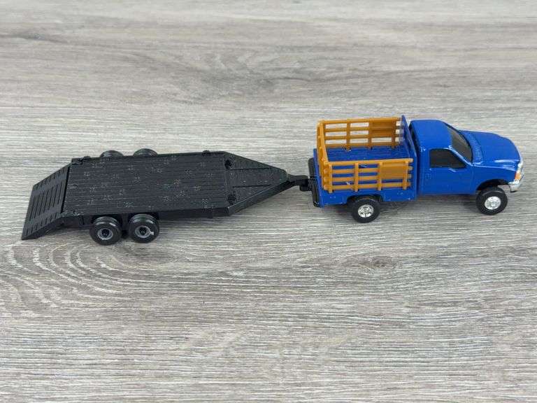 Ford F350 Pickup W/Trailer, GMC Flatbed Truck W/Livestock Trailer, 1/64, Trucks & Flatbed Trailer Ertl, Trailer Custom, Flatbed Pickup Frame Loose