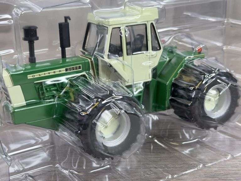 Oliver 2655 W/Cab Duals 4WD, 1/32, Toy Farmer