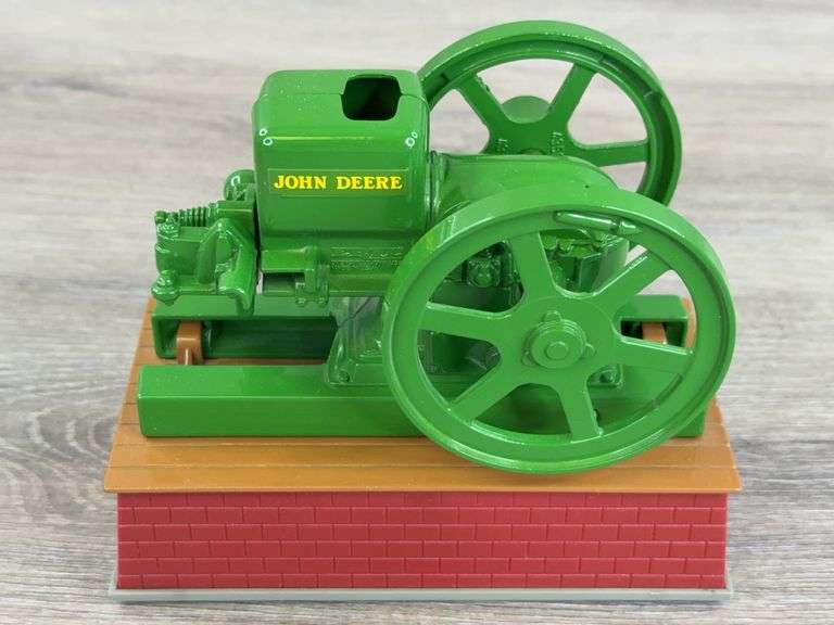John Deere Model E Engine, 1/6, Battery Operated, Ertl