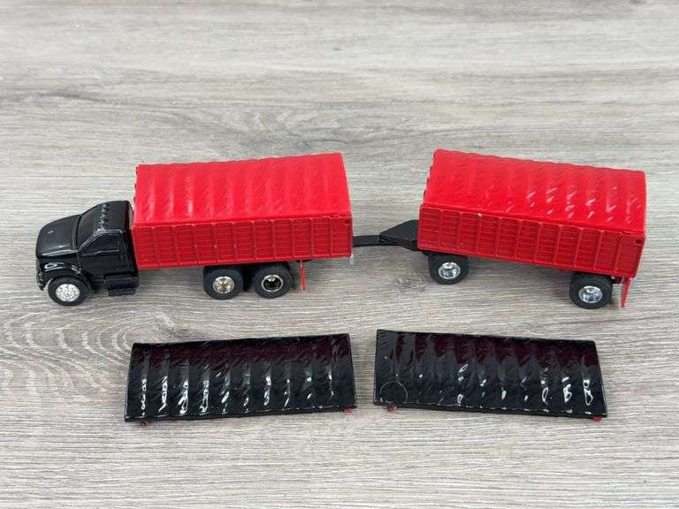 Ford F750 Grain Truck W/Pup, 1/64, Ertl, Cab Not Attached To Frame, Extra Tarps