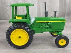 John Deere 4230 Diesel W/4-Post Roll-Gard WF, 1/16, Toy Farmer