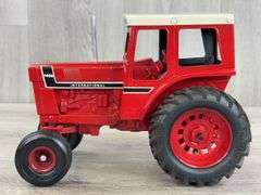 International 1466 WF, 1/16, Custom