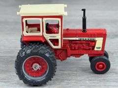 International Farmall 806, 1086, 1206 & 1466, 1/64, Ertl
