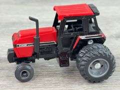 Case IH & International Tractors, 1/64, Ertl