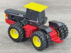 Steiger Panther CP1400 Duals 4WD & Versatile 936 Duals 4WD, 1/64, Scale Models
