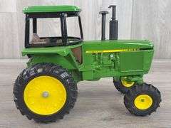 John Deere 4450 MFWD, 1/16, Ertl