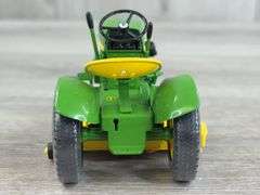John Deere 110 Lawn & Garden Tractor, 1/16, Precision 1