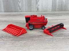 Case International 1660 Axial Flow Combine, 1/64, Ertl, 2 Heads