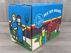 McCormick Farmall Super M-TA Diesel NF, 1/16, Toy Farmer