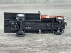 IH Flatbed & Grain Trucks, 1/64, Ertl & Custom