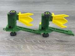 4 John Deere Forage Harvesters, 1/64, Ertl, 1 Missing Spout