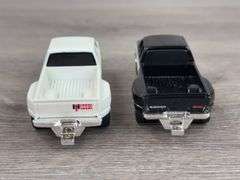 2 John Deere, Case IH, Caterpillar & Ford New Holland  Pickups, 1/64, Caterpillar-Norscot, Rest Ertl