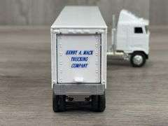 Mack Kenny A. Mack Trucking Company Bryan OH Truck W/Trailer, 1/64, Ertl