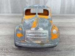 Hubley Truck-7 1/2” & 2 Log Trailers-10 1/4”