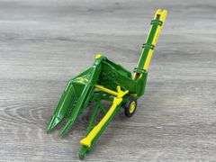 Minneapolis Moline, New Idea, John Deere & IH McComick 1 Row Corn Pickers, 1/43, Ertl